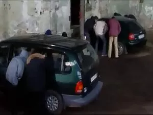 E come può essere al ...